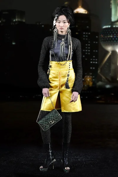 Look 35